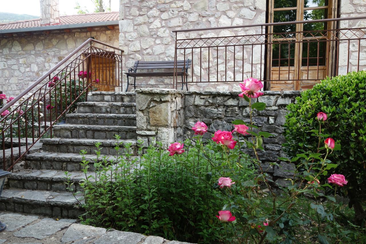 Andrea Sofi Guesthouse Dimitsana Exteriör bild