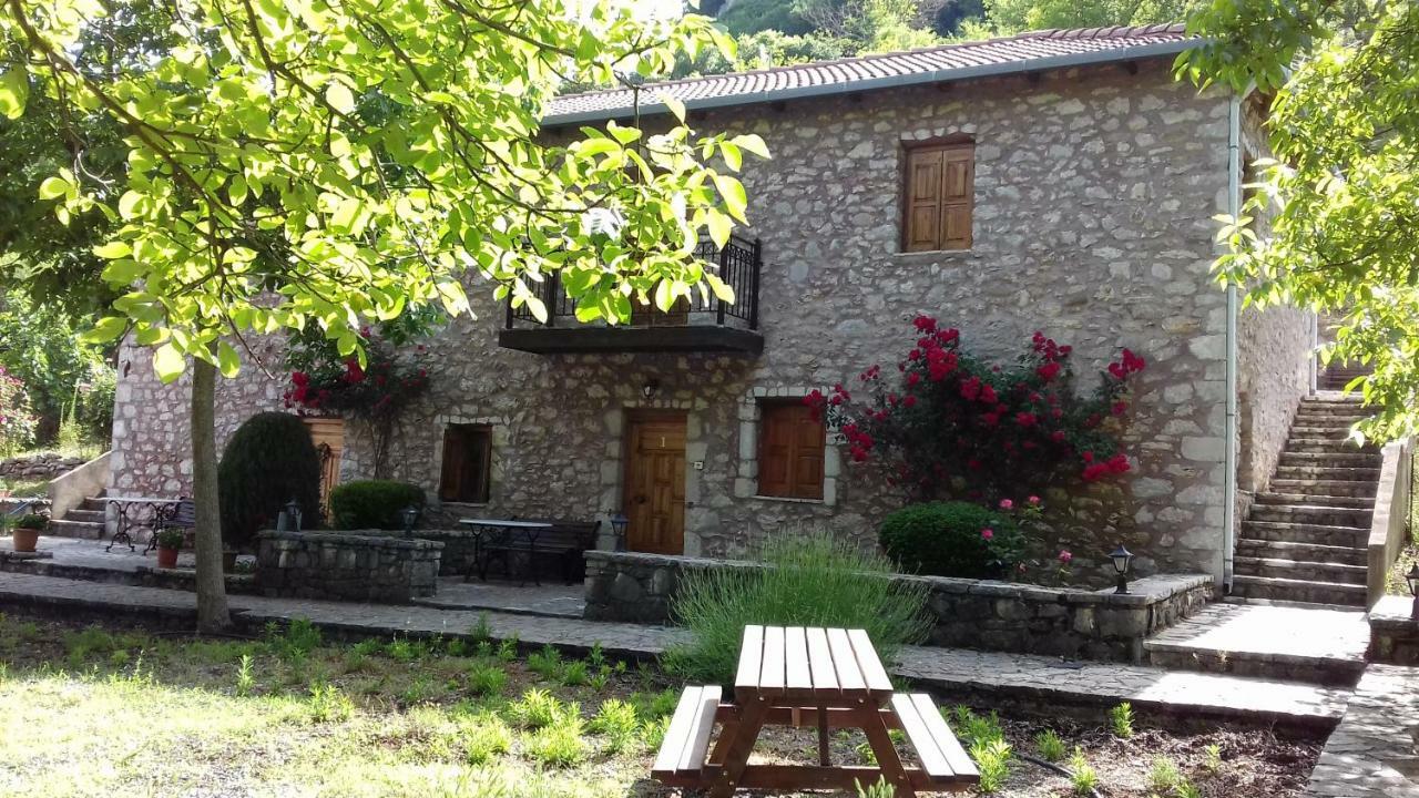 Andrea Sofi Guesthouse Dimitsana Exteriör bild